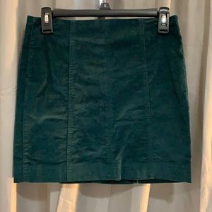 WORN ONCE- women’s velvet skirt with back zipper